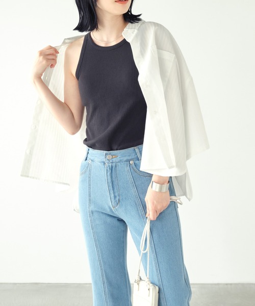 Chaco closet(チャコ クローゼット)の「オーバーサイズショート丈レギュラーカラーストライプ半袖シャツ(シャツ/ブラウス・レディース・ライトブルー/グリーン/ブラック/ベージュ/ピンク/オフホワイト・FREE)」の7枚目の写真