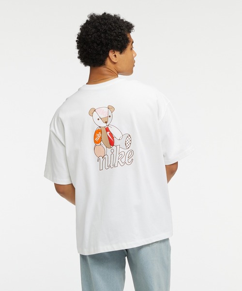 NIKE（ナイキ）の「ナイキ スポーツウェア ウィメンズ Tシャツ / Nike Sportswear Women's T-Shirt＜XS-2XL 展開＞（Tシャツ/カットソー・レディース・ホワイト/アイボリー/シルバー・M/XL/2XL/L/S/XS）」の16枚目の写真