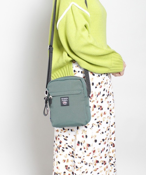 縦型＆コンパクトなサイズ感♪スマホショルダーにも◎[リサラーソン]（バックパック/リュック）｜Lisa Larson（リサラーソン）