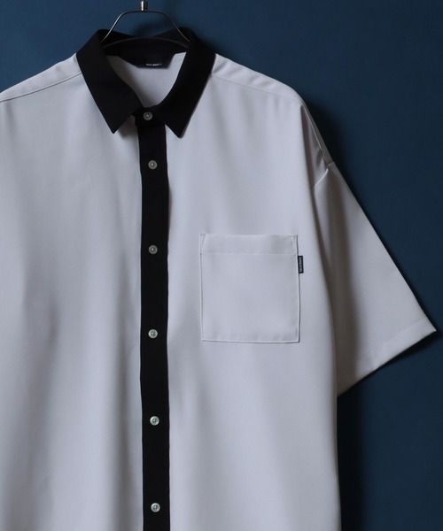 ANPAS(アンパス)の「Cool Touch Fabric Natural Stretch Oversized Shirt/接触冷感 ナチュラルストレッチ オーバーサイズ シャツ バイカラーシャツ(シャツ/ブラウス・メンズ・ブルー/ホワイト/グレイッシュベージュ/ホワイト系その他2/ブラック/グリーン/ベージュ系その他/グリーン系その他/ブルー系その他/ホワイト系その他/ブラック系その他/ライトグレー/グレー系その他/ブルー系その他2/ホワイト系その他3/ブラック系その他2/ブルー系その他3/ベージュ系その他2/グリーン系その他2/ホワイト系その他4/ホワイト系その他5/ケリーグリーン・M/L)」の11枚目の写真