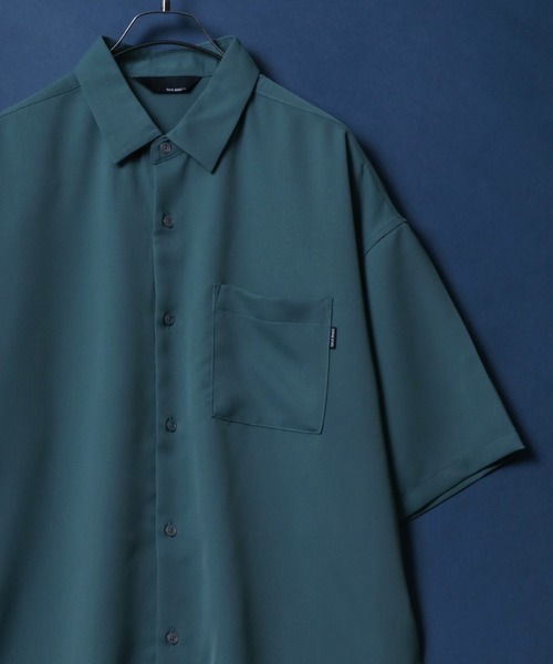 ANPAS(アンパス)の「Cool Touch Fabric Natural Stretch Oversized Shirt/接触冷感 ナチュラルストレッチ オーバーサイズ シャツ バイカラーシャツ(シャツ/ブラウス・メンズ・ブルー/ホワイト/グレイッシュベージュ/ホワイト系その他2/ブラック/グリーン/ベージュ系その他/グリーン系その他/ブルー系その他/ホワイト系その他/ブラック系その他/ライトグレー/グレー系その他/ブルー系その他2/ホワイト系その他3/ブラック系その他2/ブルー系その他3/ベージュ系その他2/グリーン系その他2/ホワイト系その他4/ホワイト系その他5/ケリーグリーン・M/L)」の17枚目の写真