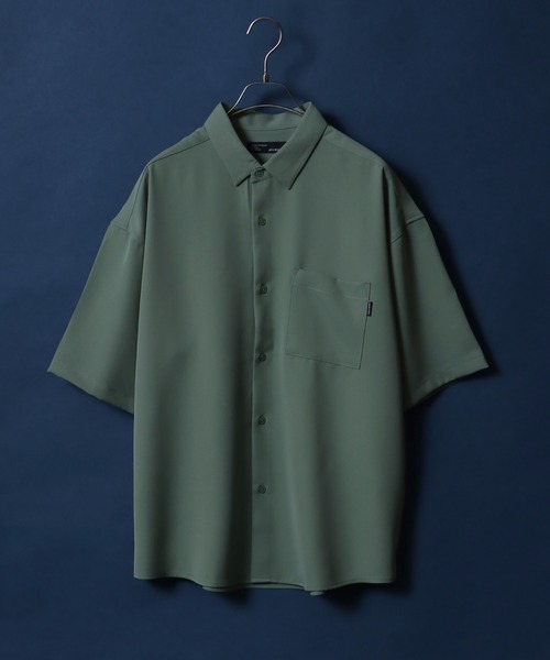 ANPAS(アンパス)の「Cool Touch Fabric Natural Stretch Oversized Shirt/接触冷感 ナチュラルストレッチ オーバーサイズ シャツ バイカラーシャツ(シャツ/ブラウス・メンズ・ブルー/ホワイト/グレイッシュベージュ/ホワイト系その他2/ブラック/グリーン/ベージュ系その他/グリーン系その他/ブルー系その他/ホワイト系その他/ブラック系その他/ライトグレー/グレー系その他/ブルー系その他2/ホワイト系その他3/ブラック系その他2/ブルー系その他3/ベージュ系その他2/グリーン系その他2/ホワイト系その他4/ホワイト系その他5/ケリーグリーン・M/L)」の15枚目の写真