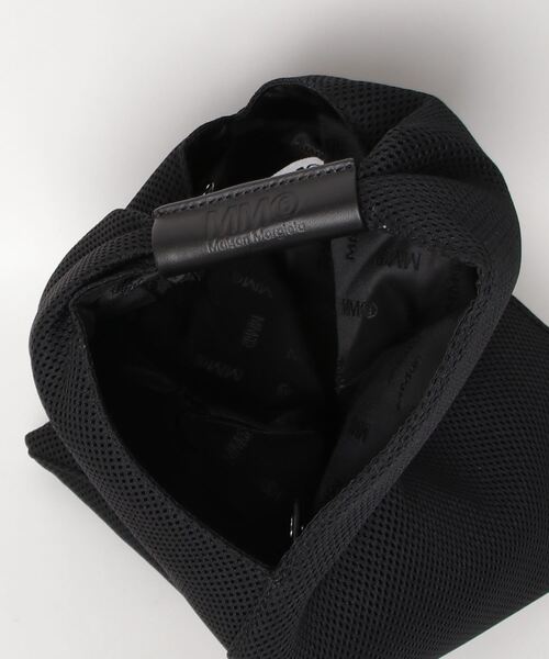 MM6 Maison Margiela（ｴﾑｴﾑｼｯｸｽ ﾒｿﾞﾝ ﾏﾙｼﾞｪﾗ）の「SMALL JAPANESE HANDBAG（トートバッグ・レディース・ブラック・ONE SIZE）」の7枚目の写真