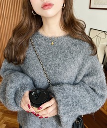 moment+（モーメントプラス）の「クルーネックサイドスリットブークレシャギーニットプルオーバー（ニット/セーター）」