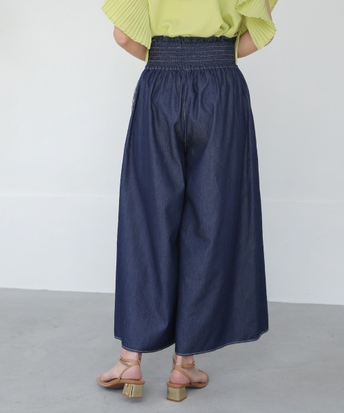 Bou Jeloud(ブージュルード)の「デニムワイドパンツ(デニムパンツ・レディース・インディゴブルー/ブルー・38)」の16枚目の写真