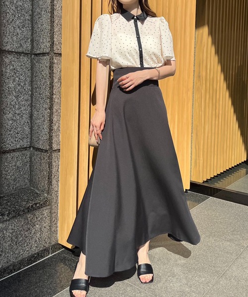 one after another NICE CLAUP（ワンアフターアナザーナイスクラップ）の「【WEB限定商品】バイカラーフレアスリーブブラウス（シャツ/ブラウス・レディース・アイボリー/ピンクベージュ/ネイビー/ドット・FREE）」の9枚目の写真