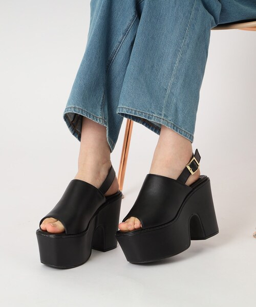 cs T&P(シーエスティーアンドピー)の「厚底サボサンダル(サンダル・レディース・ブラック/ホワイト・L/S/LL/M)」の18枚目の写真