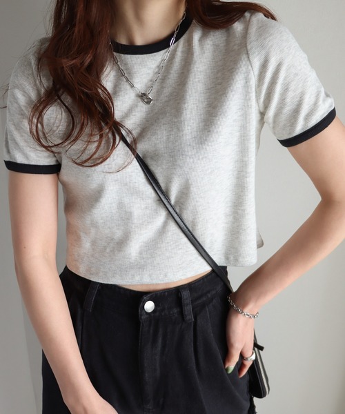 COURO(コウロ)の「テレコショート丈ヘンリーネックTシャツ/リンガーTシャツ(Tシャツ/カットソー・レディース・ホワイト×ブラック/ブラック系/グレー系/アイボリー系/ネイビー系/アイボリー/ホワイト/ブラック/ネイビー/杢グレー・M/L)」の7枚目の写真