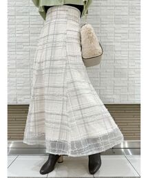 MERCURYDUO | チェック刺繍フレアスカート(スカート)