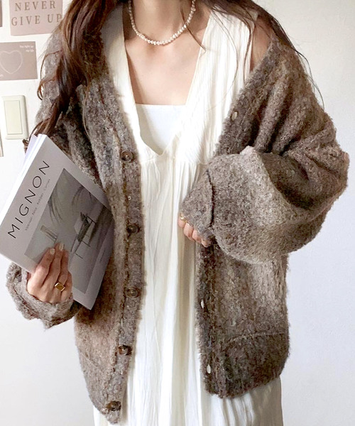 mily bilet（ミウィビレット）の「【mily bilet】ラフに旬顔スタイル。配色グラデーション ニットカーディガン（カーディガン/ボレロ・レディース・ブラック/ブラウン/ピンク/イエロー・LARGE/MEDIUM/SMALL/X-LARGE）」の16枚目の写真