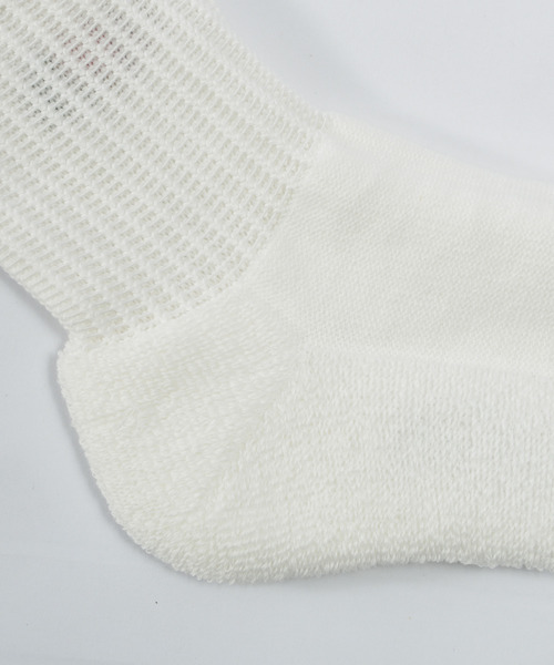 DEVICE（デバイス）の「【FRUIT OF THE LOOM/フルーツオブザルーム】靴下 ソックス 3足セット 刺繍入り ミドル丈（ソックス/靴下・メンズ・マルチ・FREE）」の4枚目の写真