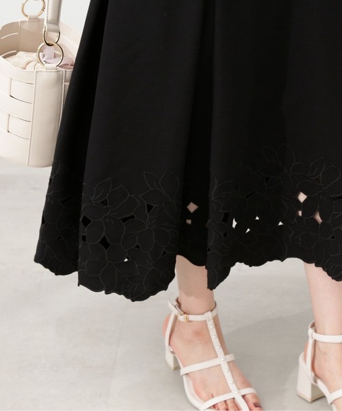 PROPORTION BODY DRESSING（プロポーションボディドレッシング）の「カットワークマーメイドスカート / 1213220705（スカート・レディース・ブラック/ブルー・MEDIUM/SMALL）」の3枚目の写真