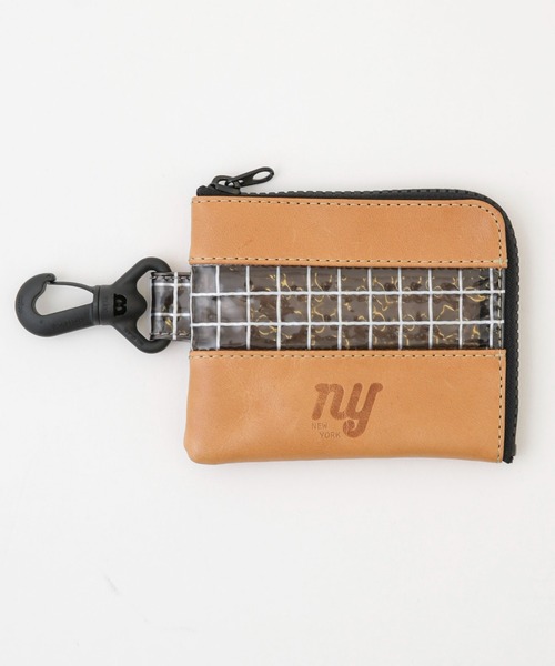 NANO universe（ナノユニバース）の「TAMANIWA/別注 NY logo POUCH（ポーチ・メンズ・グリーン/ブラック/ブルー・FREE）」の4枚目の写真