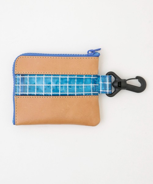 NANO universe（ナノユニバース）の「TAMANIWA/別注 NY logo POUCH（ポーチ・メンズ・グリーン/ブラック/ブルー・FREE）」の7枚目の写真