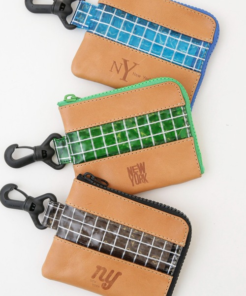 NANO universe（ナノユニバース）の「TAMANIWA/別注 NY logo POUCH（ポーチ・メンズ・グリーン/ブラック/ブルー・FREE）」の16枚目の写真