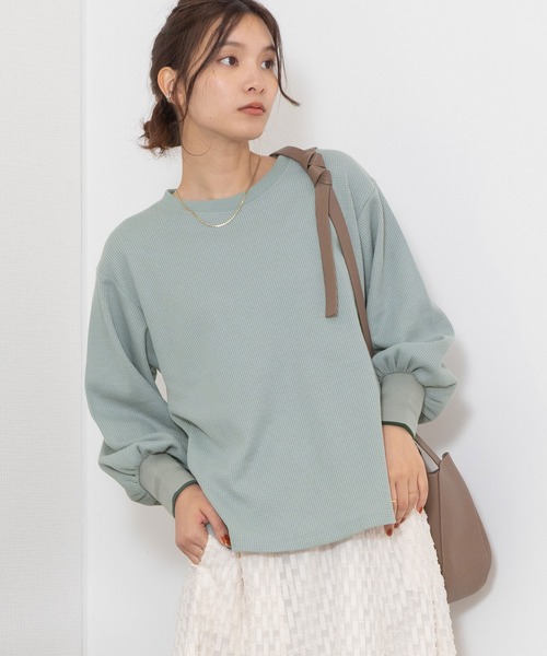 POU DOU DOU(プードゥドゥ)の「ボリュームスリーブワッフルプルオーバー(Tシャツ/カットソー・レディース・アイボリー/ミント/ブラウン・3)」の7枚目の写真