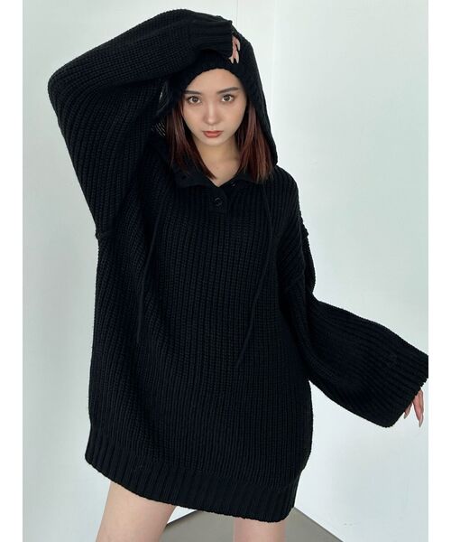 EMODA(エモダ)の「レイヤーフーディーオーバーニット(ニット/セーター・レディース・アイボリー/グレー/ブラック/ネイビー・FREE)」の11枚目の写真