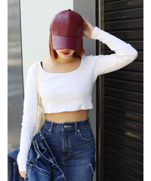 EVRIS（エヴリス）の「スクエアネッククロップドトップス（Tシャツ/カットソー・レディース・ブラック/グレー/ホワイト・FREE）」の4枚目の写真