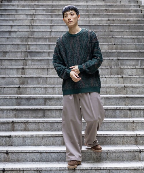 niko and...(ニコアンド)の「ジオメループニットプルオーバー(ニット/セーター・メンズ・イエロー/グリーン/ネイビー・MEDIUM/LARGE)」の4枚目の写真