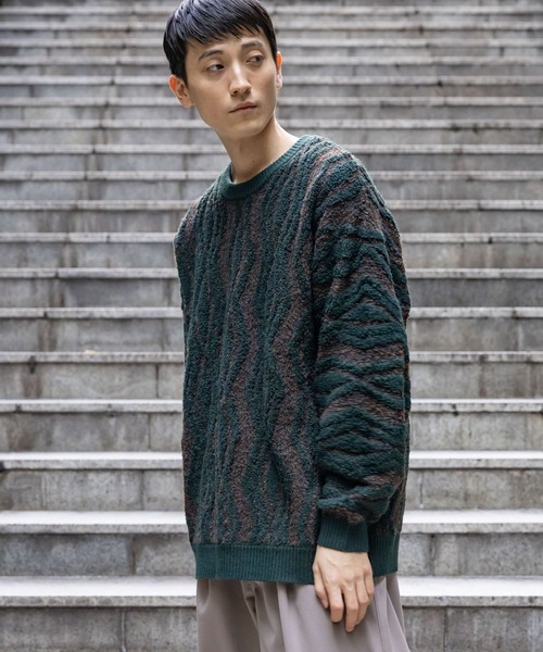 niko and...(ニコアンド)の「ジオメループニットプルオーバー(ニット/セーター・メンズ・イエロー/グリーン/ネイビー・MEDIUM/LARGE)」の7枚目の写真