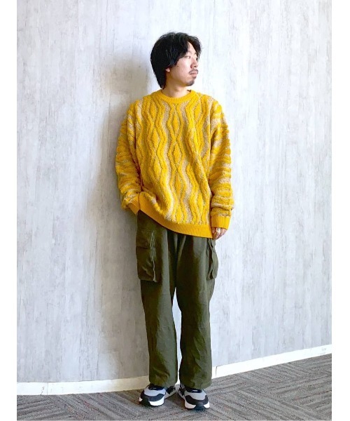 niko and...(ニコアンド)の「ジオメループニットプルオーバー(ニット/セーター・メンズ・イエロー/グリーン/ネイビー・MEDIUM/LARGE)」の11枚目の写真