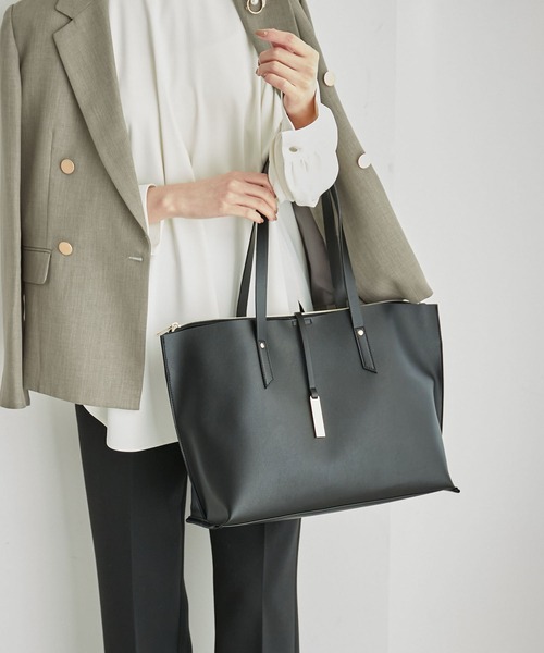 ROPE' PICNIC（ロペピクニック）の「A4対応/スクエアプレートトートバッグ（トートバッグ・レディース・ブラック/ダークグリーン/ベージュ系その他・FREE）」の2枚目の写真