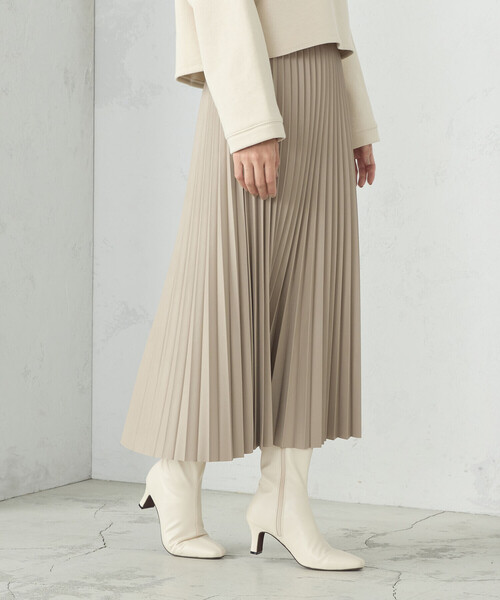 COMME CA ISM（コムサイズム）の「プリーツスカート（スカート・レディース・アイボリー/ブラック/グレイッシュベージュ/キャメル・SMALL/MEDIUM/LARGE）」の18枚目の写真