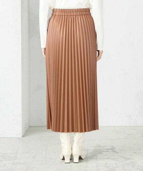 COMME CA ISM（コムサイズム）の「プリーツスカート（スカート・レディース・アイボリー/ブラック/グレイッシュベージュ/キャメル・SMALL/MEDIUM/LARGE）」の21枚目の写真