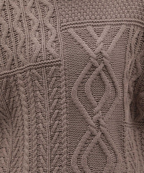 LAKOLE（ラコレ）の「3ゲージパッチケーブルプルオーバー / 988975（ニット/セーター・レディース・モカ/アイボリー/ネイビー・SMALL/MEDIUM）」の17枚目の写真