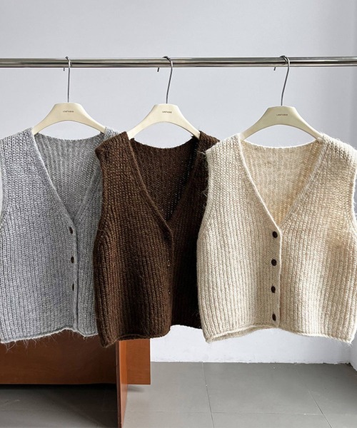 OSYAREVO（オシャレボ）の「ニット ベスト（ベスト・レディース・グレー/ブラウン/オフホワイト・FREE）」の19枚目の写真