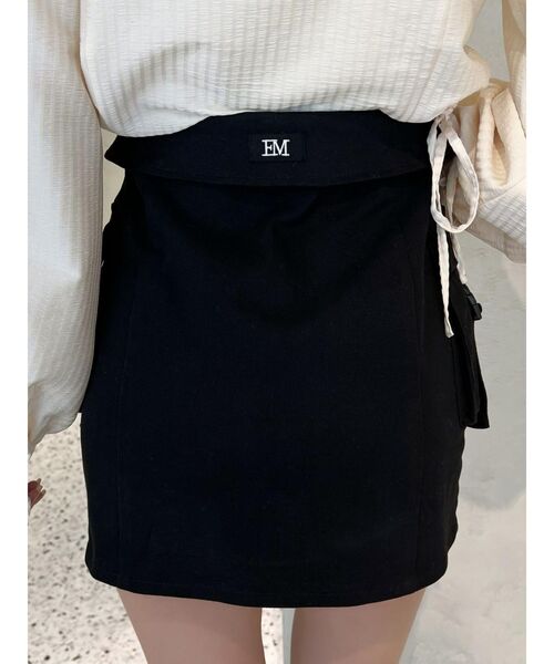 EATME（イートミー）の「フラップポケットカーゴスカート（スカート・レディース・グリーン/ブラック/ベージュ・SMALL/MEDIUM）」の17枚目の写真