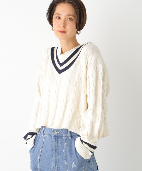 LEPSIM（レプシィム）の「7ゲージラインケーブルプルオーバー　101995（ニット/セーター・レディース・オフホワイト/ネイビー・FREE）」の12枚目の写真