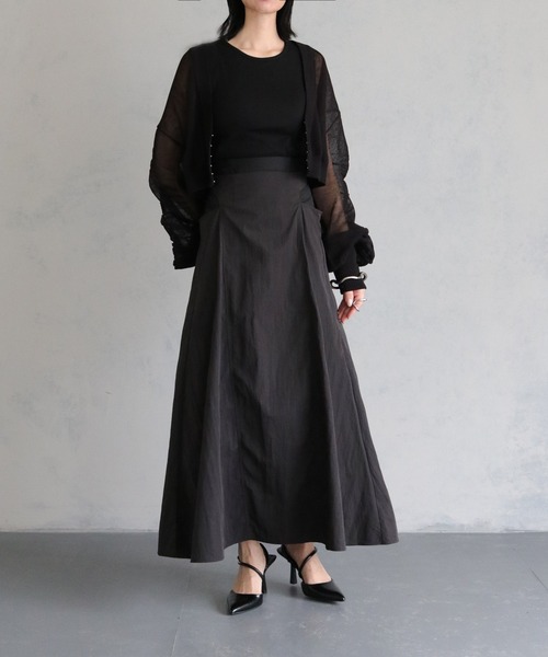 &g'aime（アンジェム）の「【&g’aime】ワッシャーナイロン混フレアスカート（スカート・レディース・グレイッシュベージュ/ブラック・FREE）」の6枚目の写真