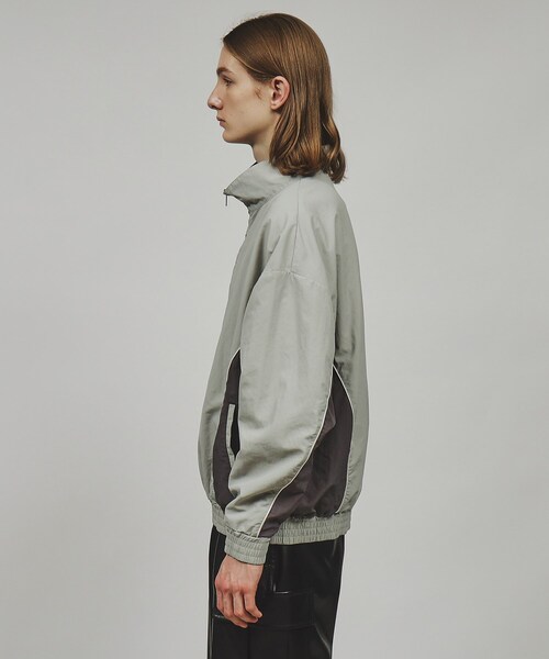 tk.TAKEO KIKUCHI（ティーケータケオキクチ）の「◆ナイロンアノラックブルゾン（セットアップ対応）（ブルゾン・メンズ・ブラック系4/グレー系4・88）」の13枚目の写真