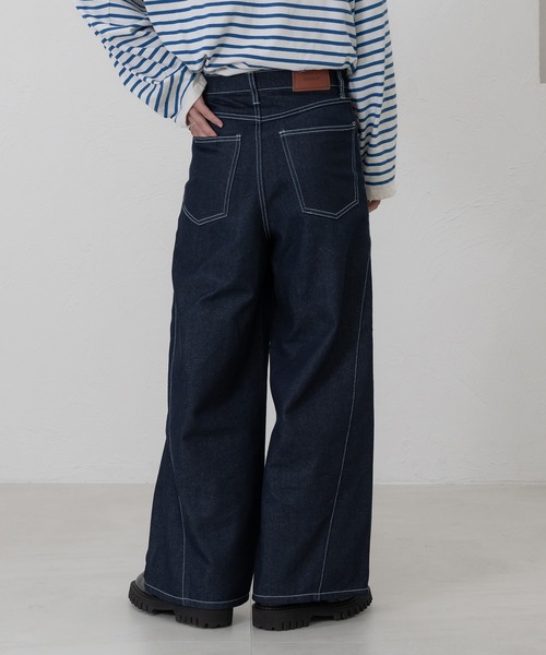 WIDE SEMI-FLARE DENIM PANTS / ワイドセミフレアデニムパンツ