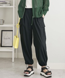 BELLUNA PLUS（ベルーナ）の「サラリ快適！ビンテージ調カーゴパンツ股下５８ｃｍ（カーゴパンツ）」