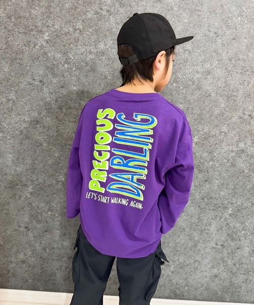 THE CASUAL（カジュアル）の「オーバーサイズ　プリント　ロンT（Tシャツ/カットソー・キッズ・ブラック系/チャコール/ベージュ/ネイビー/パープル/ブラック系1/ベージュ系/オフホワイト/ブラック系2/杢グレー/グレー系/ダークグリーン/ホワイト系/ホワイト系1/ホワイト系2/ブラック・120cm/130cm/140cm/150cm/160cm/110cm）」の16枚目の写真