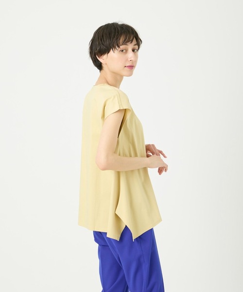 I.T.'S international(イッツインターナショナル)の「スムースコットンアシンメトリーカットソー(Tシャツ/カットソー・レディース・イエロー/オレンジ/ブルー/グレー/チャコールグレー・フリー)」の16枚目の写真