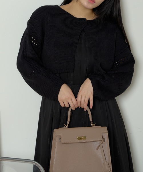 ROOPTOKYO(ループトウキョウ)の「フロントスリットルーズショートニットセーター(ニット/セーター・レディース・アイボリー/パープル/カーキ/ブラック・FREE)」の22枚目の写真