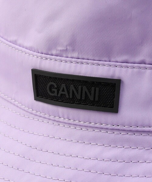 GANNI（ガニー）の「GANNI/ガニー RECYCLED TECH BUCKET HAT / A5523_428 / バケットハット（ハット・レディース・ラベンダー・SMALL）」の5枚目の写真