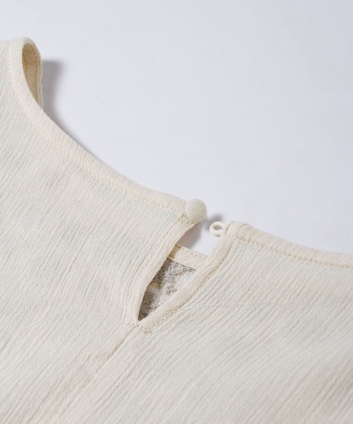 Crisp（クリスプ）の「フラワーブルームギャザーチュニック（チュニック・レディース・アイボリー/グレー・FREE）」の18枚目の写真