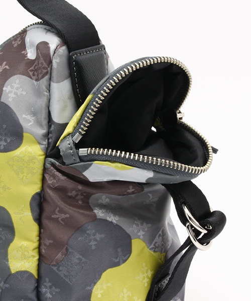 russet for traveller（ラシット　フォー トラベラー）の「プレート付き横長ショルダーバッグ【Shoulder】（ショルダーバッグ・レディース・イエロー系その他/カモフラージュ/チェック・FREE）」の8枚目の写真