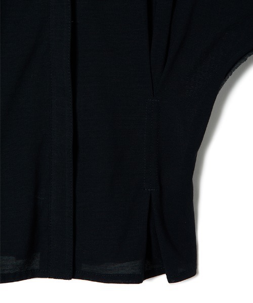 PERVERZE（パーバーズ）の「Shape Open Shirts（シャツ/ブラウス・レディース・グリーン/ブラック・FREE）」の5枚目の写真