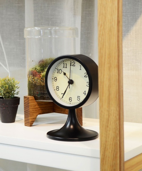 entre square（アントレスクエアー）の「bcl/コンパクト アラームクロック 置時計 アナログ 目覚まし（置時計・レディース・ブラック/レッド・ONE SIZE）」の10枚目の写真