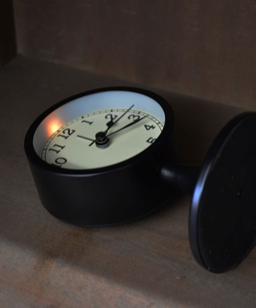 entre square（アントレスクエアー）の「bcl/コンパクト アラームクロック 置時計 アナログ 目覚まし（置時計・レディース・ブラック/レッド・ONE SIZE）」の12枚目の写真