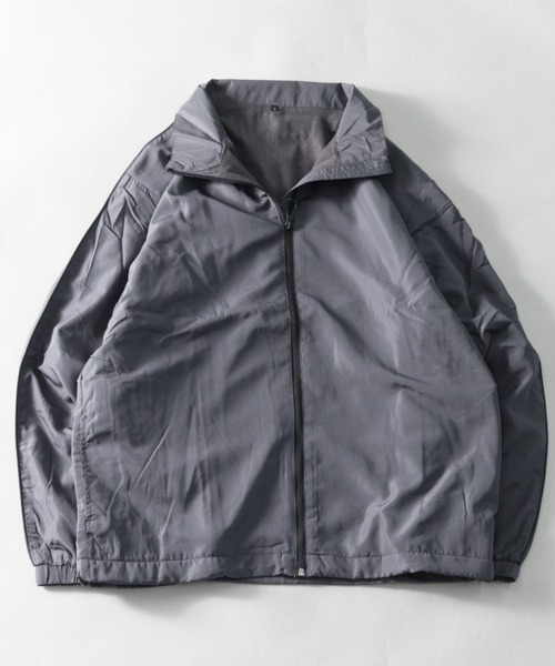 NYLAUS（ナイラス）の「裏トリコット サイドライン/サイドパイピング スタンドカラー ウィンドブレーカー（ナイロンジャケット・メンズ・グレー系2/カーキ系2/ブラック系2/ベージュ系1/カーキ系1/ベージュ系2/グレー系1/ブラック系1・LL/L/M）」の4枚目の写真