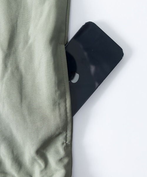 NYLAUS（ナイラス）の「裏トリコット サイドライン/サイドパイピング スタンドカラー ウィンドブレーカー（ナイロンジャケット・メンズ・グレー系2/カーキ系2/ブラック系2/ベージュ系1/カーキ系1/ベージュ系2/グレー系1/ブラック系1・LL/L/M）」の12枚目の写真