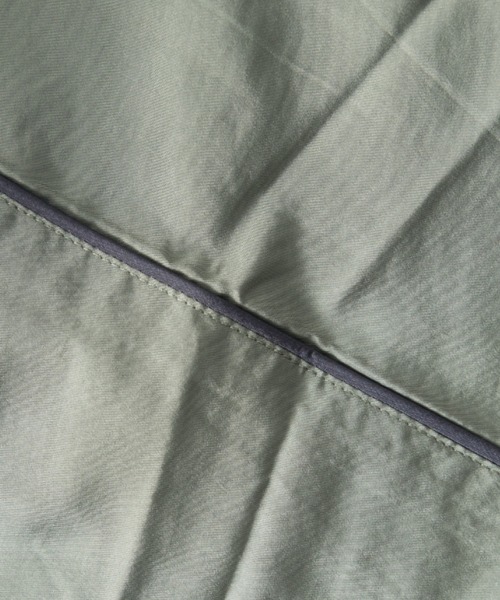 NYLAUS（ナイラス）の「裏トリコット サイドライン/サイドパイピング スタンドカラー ウィンドブレーカー（ナイロンジャケット・メンズ・グレー系2/カーキ系2/ブラック系2/ベージュ系1/カーキ系1/ベージュ系2/グレー系1/ブラック系1・LL/L/M）」の14枚目の写真