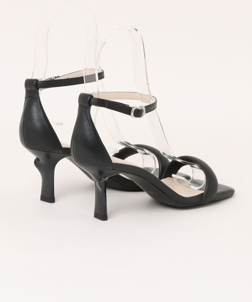 STACCATO(スタッカート)の「シングーラウンディッシュヒールサンダル(サンダル・レディース・ブラック/グレー・24.5cm/23cm/22.5cm/24cm/23.5cm)」の6枚目の写真