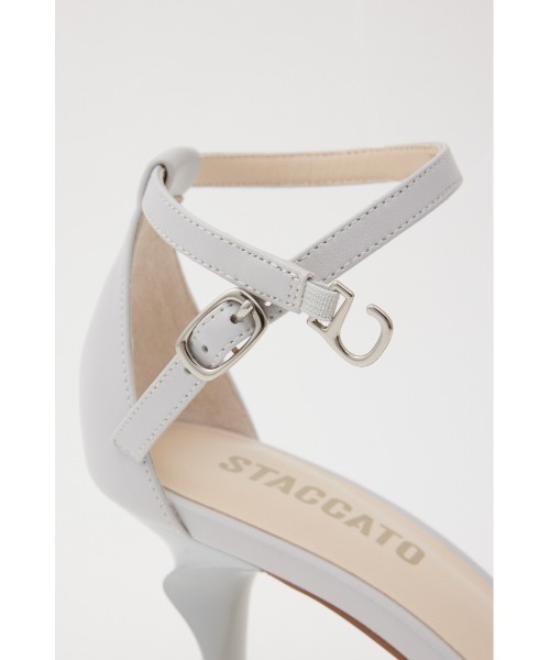 STACCATO(スタッカート)の「シングーラウンディッシュヒールサンダル(サンダル・レディース・ブラック/グレー・24.5cm/23cm/22.5cm/24cm/23.5cm)」の12枚目の写真